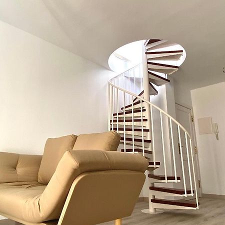 Spiral Stairs Duplex Apartman Figueres  Kültér fotó