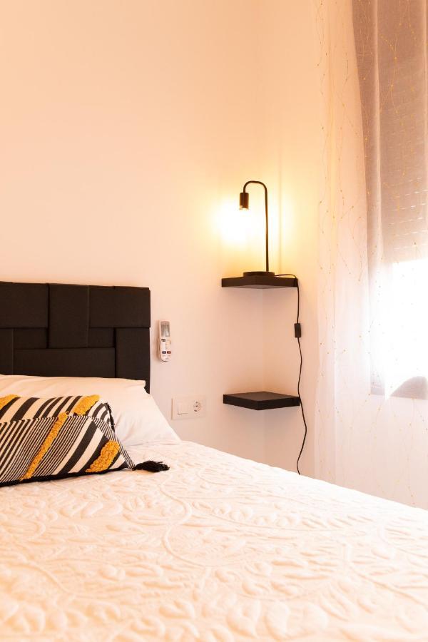 Spiral Stairs Duplex Apartman Figueres  Kültér fotó